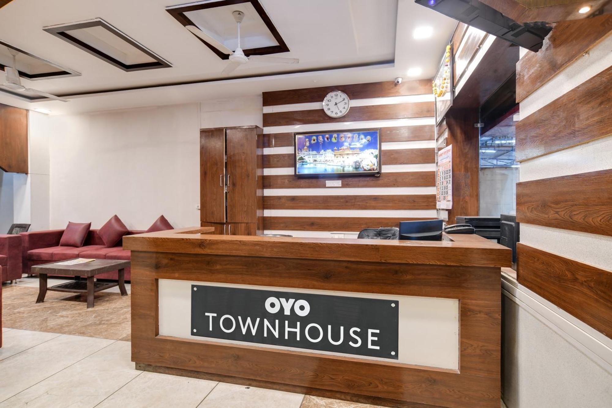 Townhouse Prime Stay Indaur Exteriér fotografie